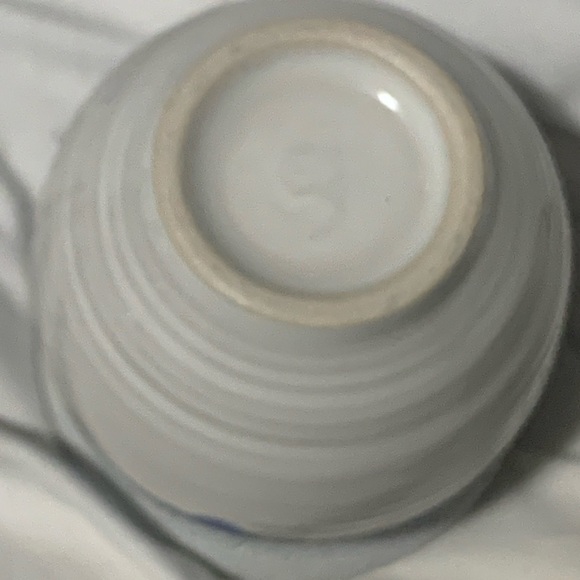 Tan and Blue Vintage Salt Glaze Handmade Unsigned Pottery Pot Vase - Picture 3 of 5